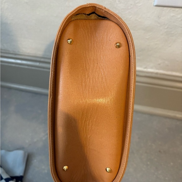 Mark Cross Benchley Saffiano-leather - Picture 6 of 8